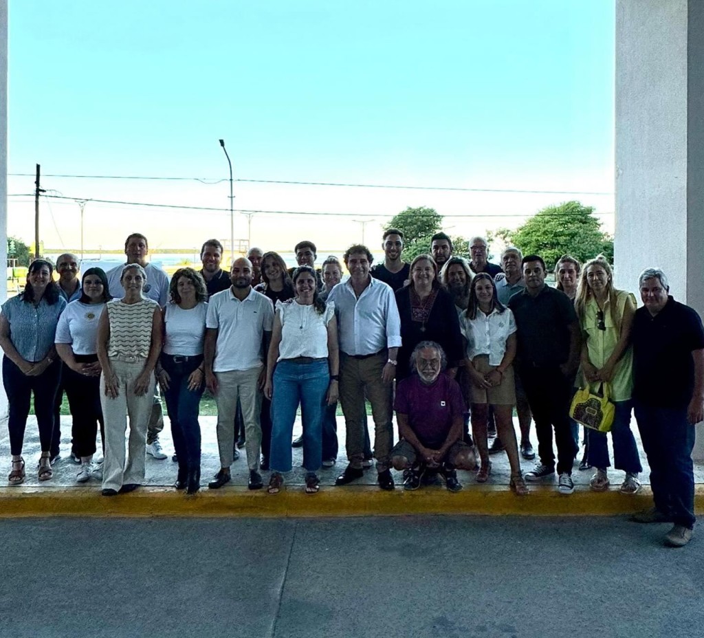 AUSENCIA DE CONCEJALES A LA SESION EXTRAORDINARIA