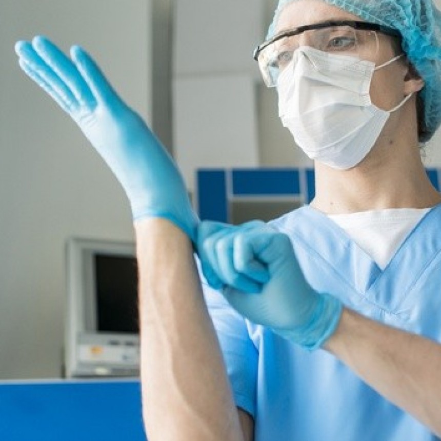 PROFESIONALES DE SALUD INFECTADOS POR CORONAVIRUS