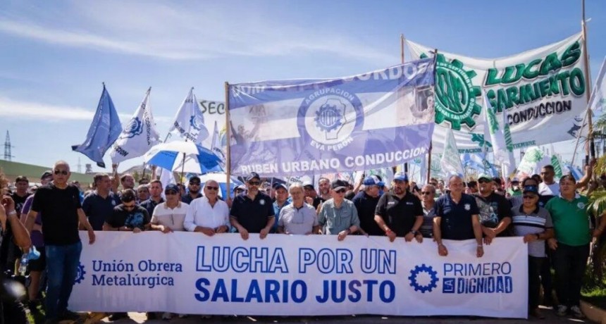 LA UOM MARCHA POR SALARIOS DIGNOS