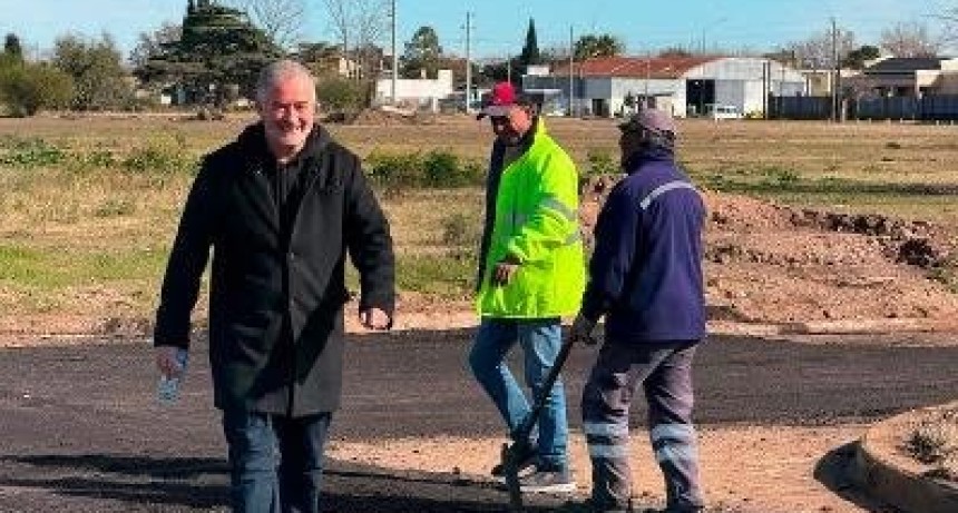 OBRA DE PAVIMENTACION EN BARRIO LIBERTAD