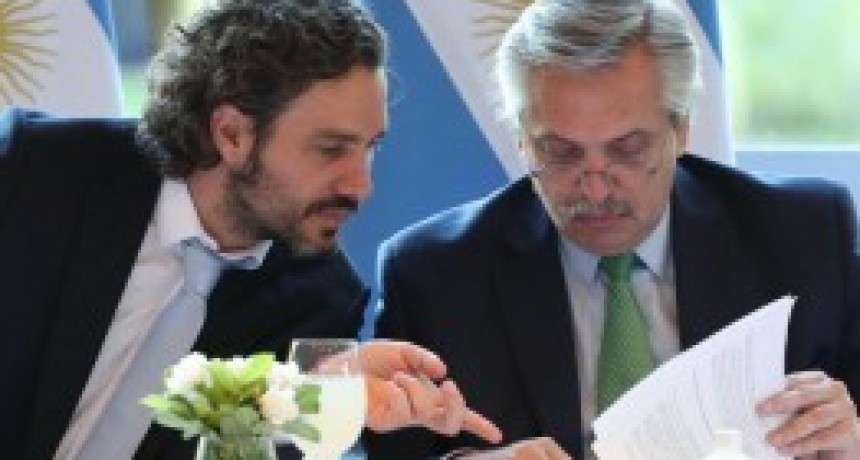 Amigos que transitan los pasillos de la Web