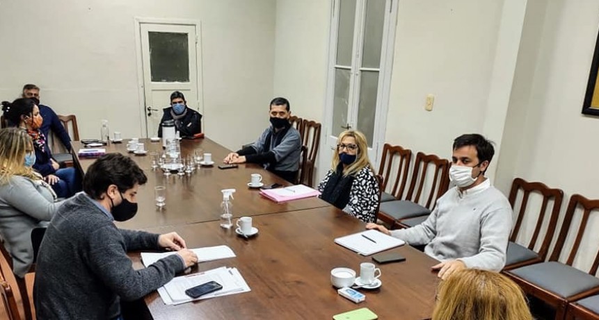 APERTURA DE LA MESA PARITARIA PARA LOS EMPLEADOS MUNICIPALES