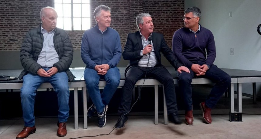 MACRI ES PERIÉ 