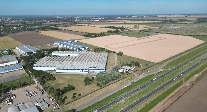 FINANCIAN UN PROYECTO DE 100 MILLONES